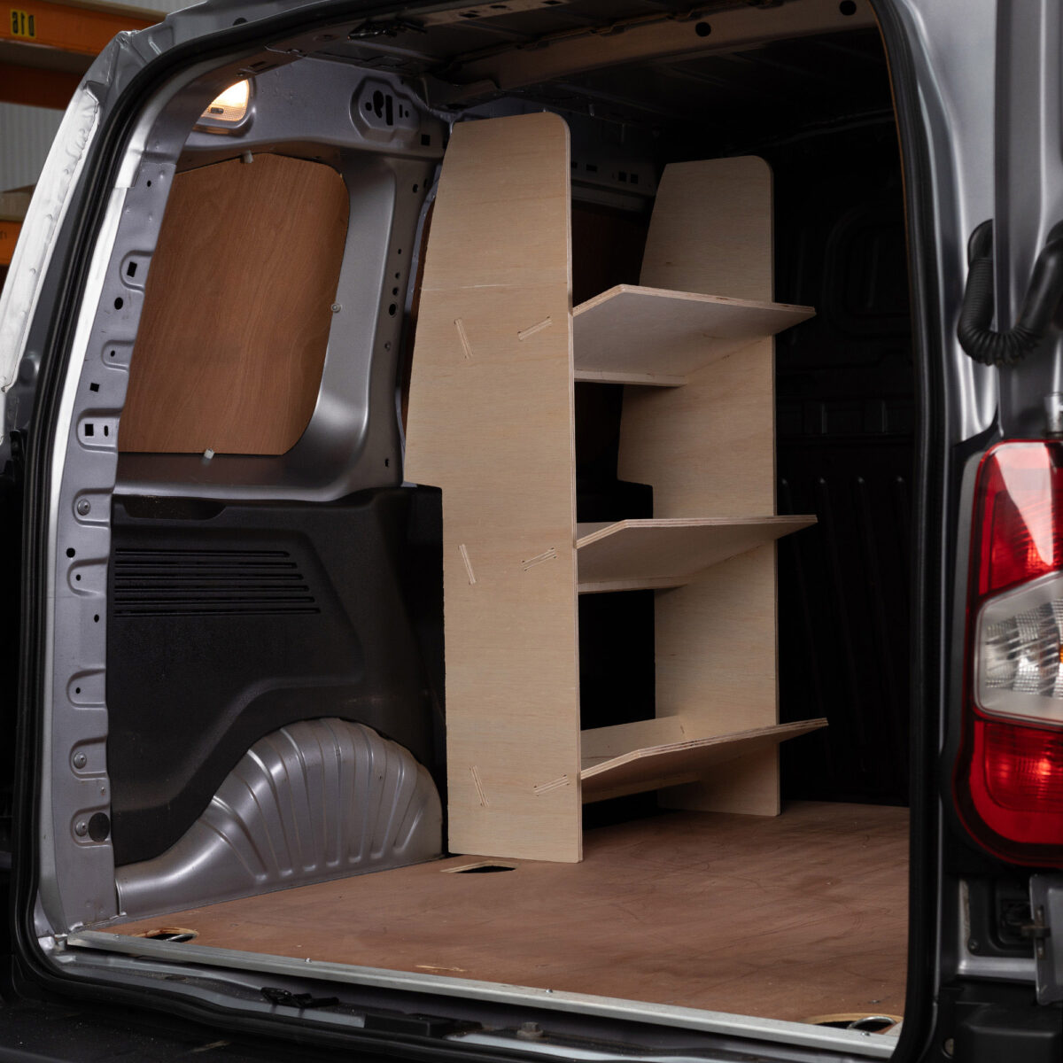 Renault Kangoo L1 (ML) 2022+ Fahrerseite hinten Regal – Bild 4
