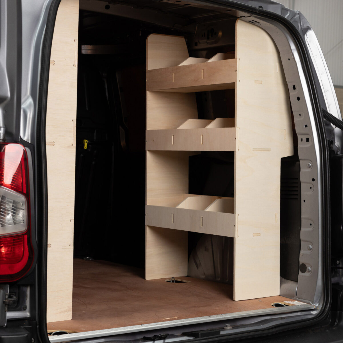 Renault Kangoo L1 (ML) 2022+ doppelte Regale hinten – Bild 4