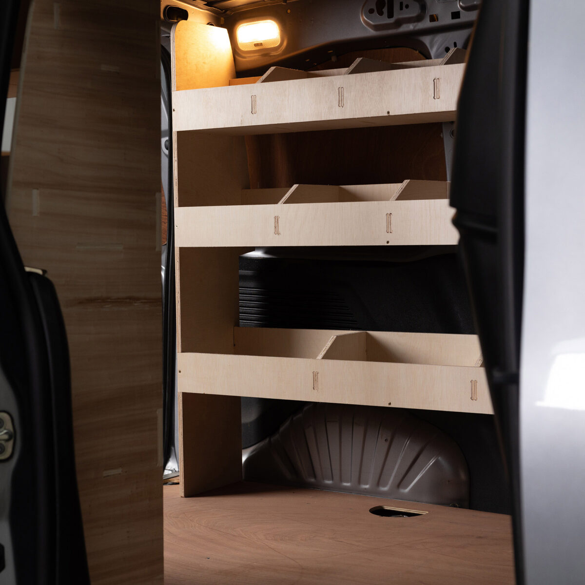Renault Kangoo L1 (ML) 2022+ doppelte Regale hinten – Bild 6